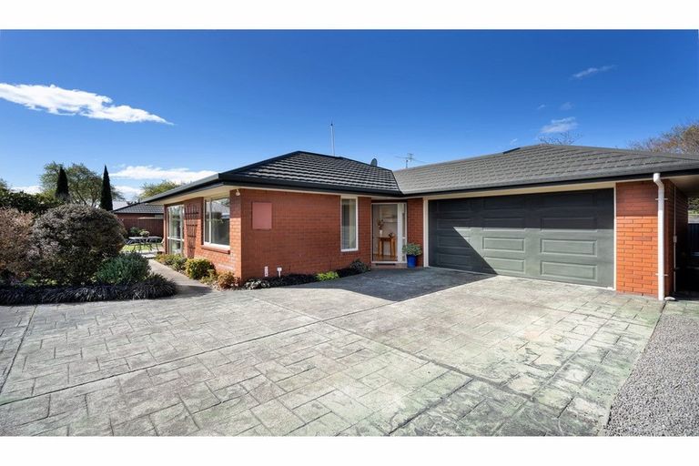 Photo of property in 130b Fisher Avenue, Beckenham, Christchurch, 8023