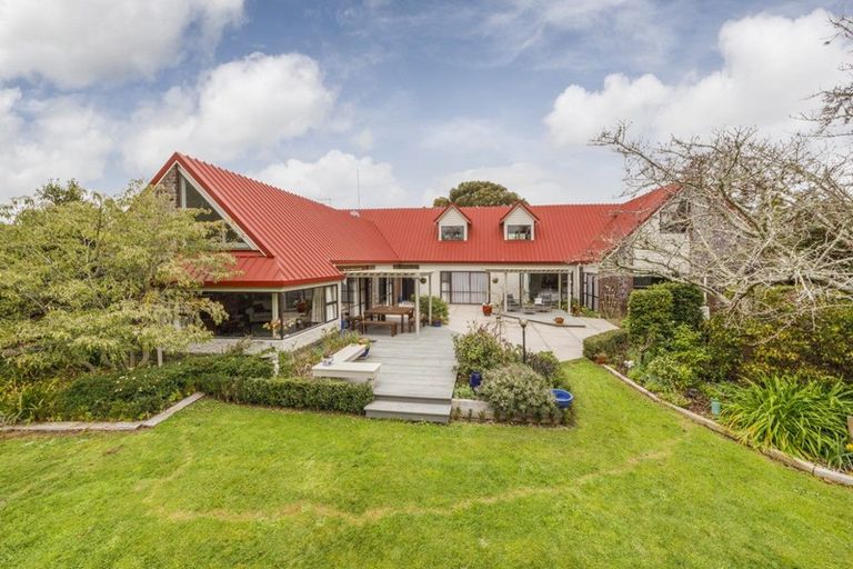 Photo of property in 906 Reid Line East, Bunnythorpe, Palmerston North, 4481