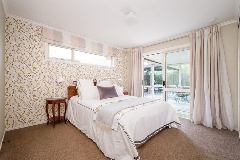 Photo of property in 2/77a Hinau Street, Riccarton, Christchurch, 8041