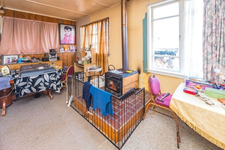 Photo of property in 10 Pingao Place, Waiinu Beach, Wanganui, 4588