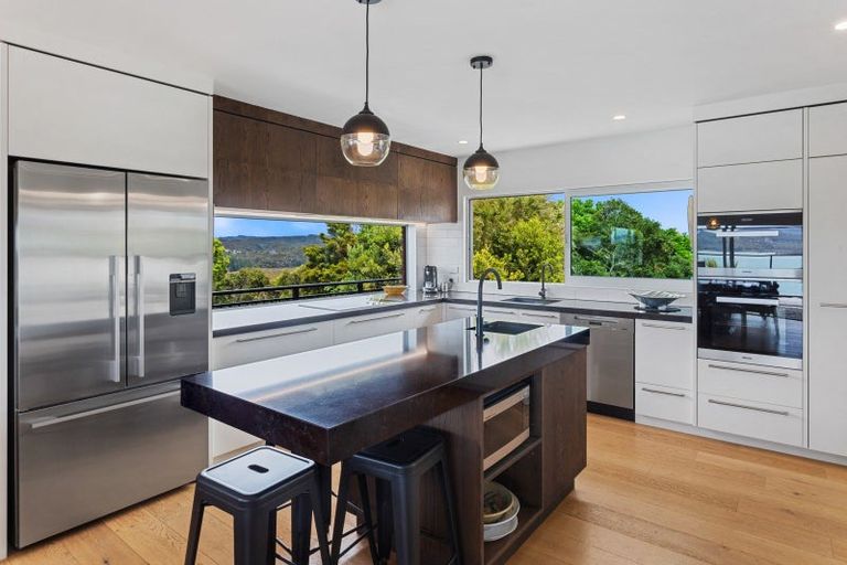 Photo of property in 30 Binnie Street, Paihia, 0200