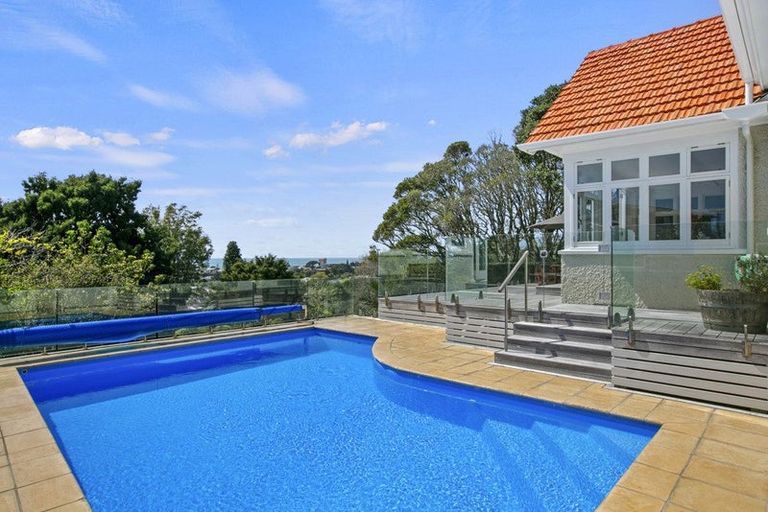 Photo of property in 14 Glen Almond Street, New Plymouth, 4310