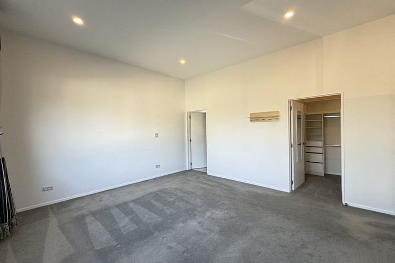 Photo of property in 22 Sunshine Boulevard, Sunnyvale, Auckland, 0612