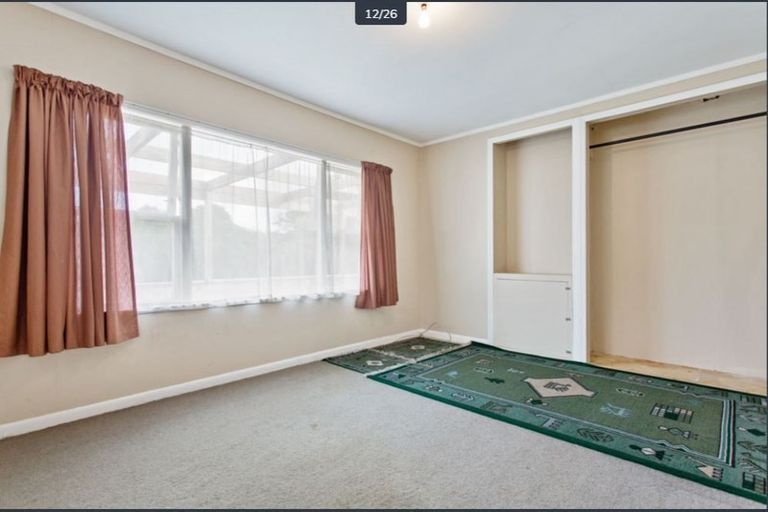 Photo of property in 13 Emirau Place, Glenfield, Auckland, 0629