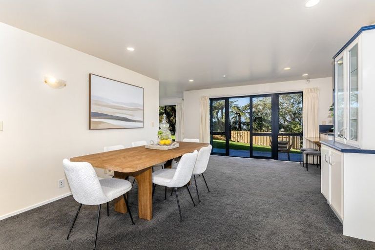 Photo of property in 5 Saint Elizabeth Heights, Normandale, Lower Hutt, 5010