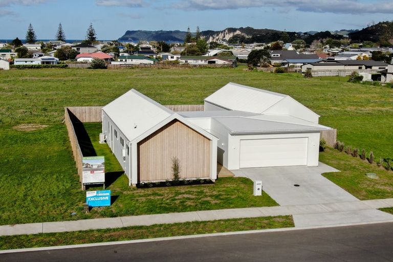 Photo of property in 162 Kupe Drive, Whitianga, 3510