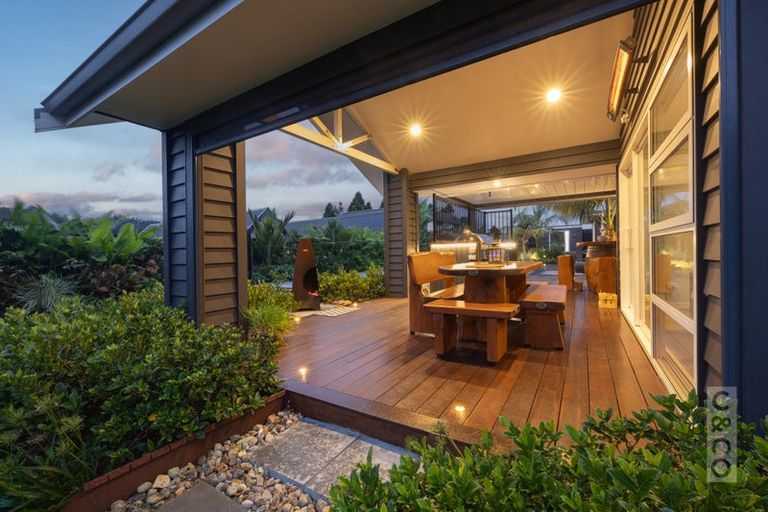 Photo of property in 212 Matua Road, Kumeu, 0810