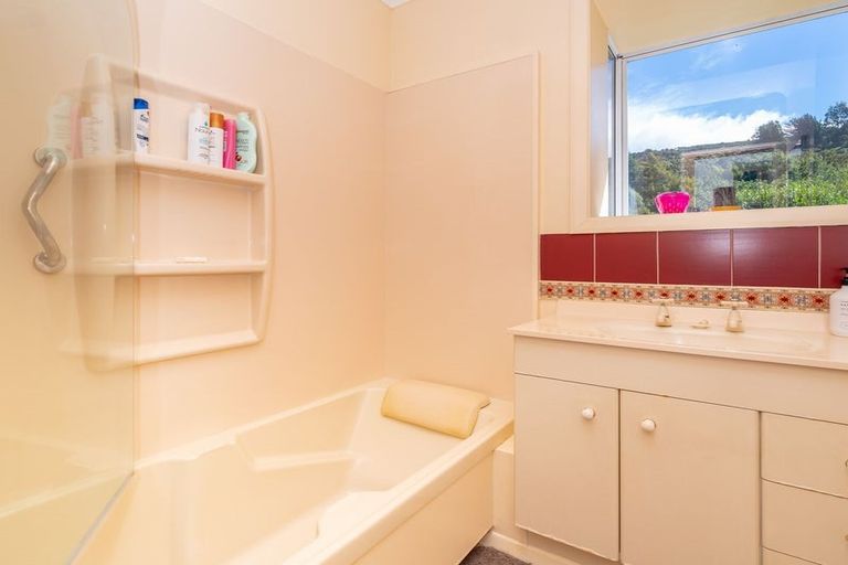 Photo of property in 165 Wakari Road, Helensburgh, Dunedin, 9010