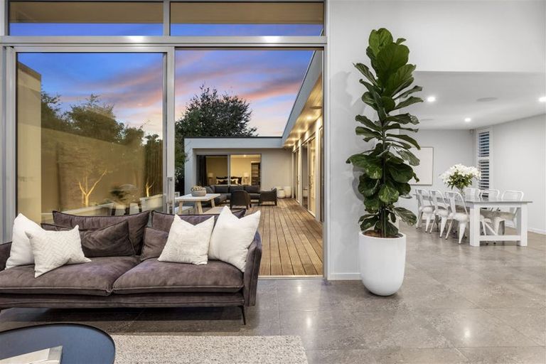 Photo of property in 176 Idris Road, Strowan, Christchurch, 8052