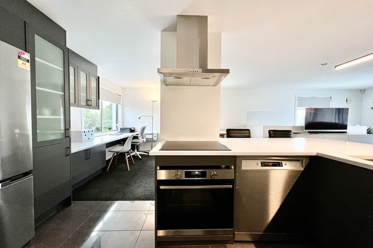 Photo of property in 1/86 Springfield Road, St Albans, Christchurch, 8014