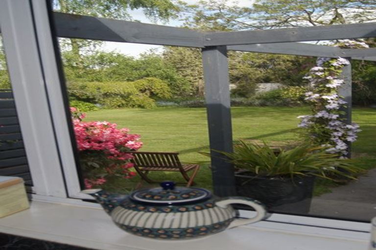 Photo of property in 74 School Road, Pleasant Valley, Geraldine, 7991