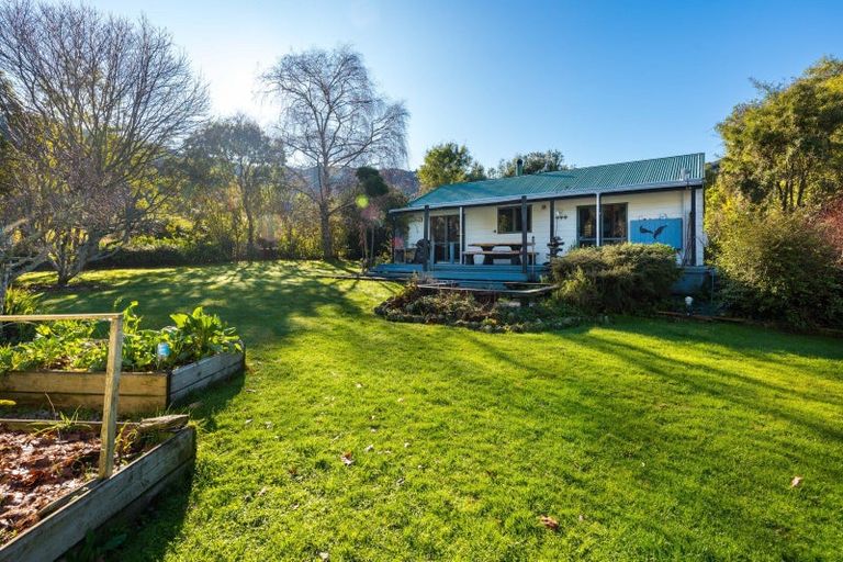 Photo of property in 5b Lady Cobham Grove, Anakiwa, Picton, 7281