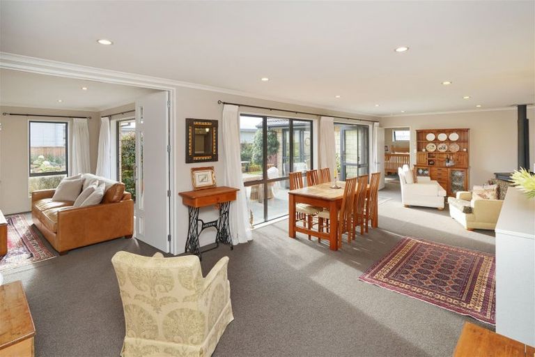 Photo of property in 24 Hakatere Road, Pegasus, 7612