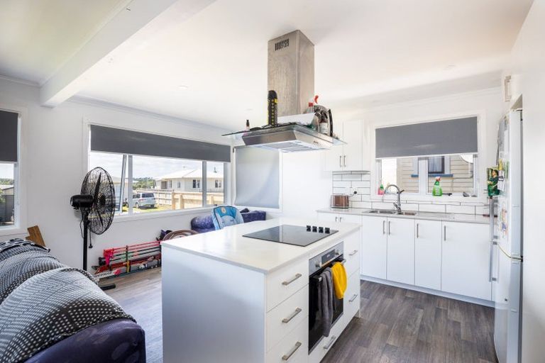 Photo of property in 7 Watene Crescent, Waitara, 4320