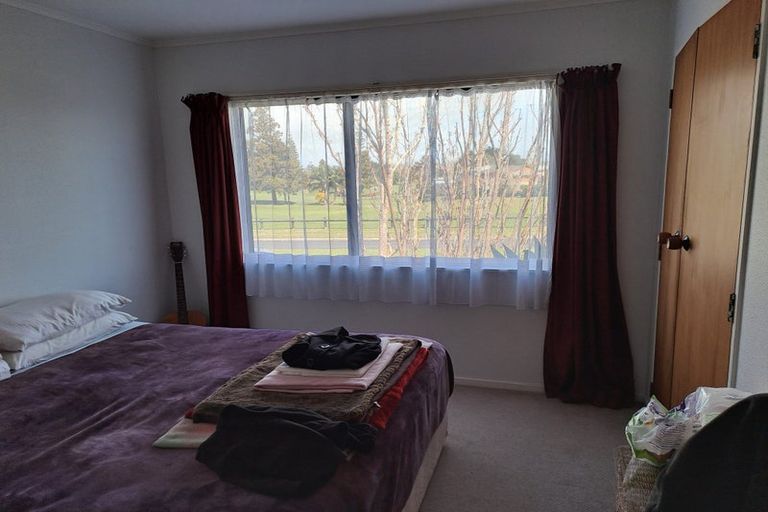 Photo of property in 1 Stella Drive, Clarks Beach, 2122