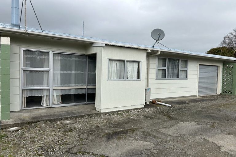 Photo of property in 17b Cambridge Street, Pahiatua, 4910