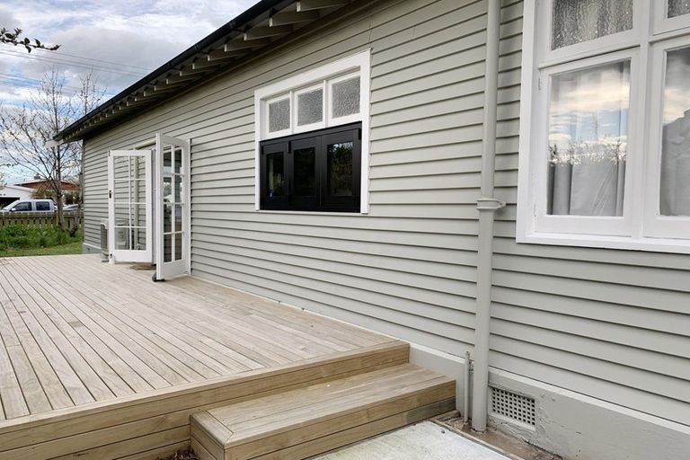 Photo of property in 27 Queen Street, Winton, 9720