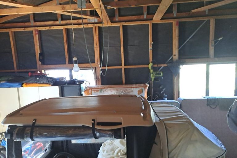 Photo of property in 1 Stella Drive, Clarks Beach, 2122