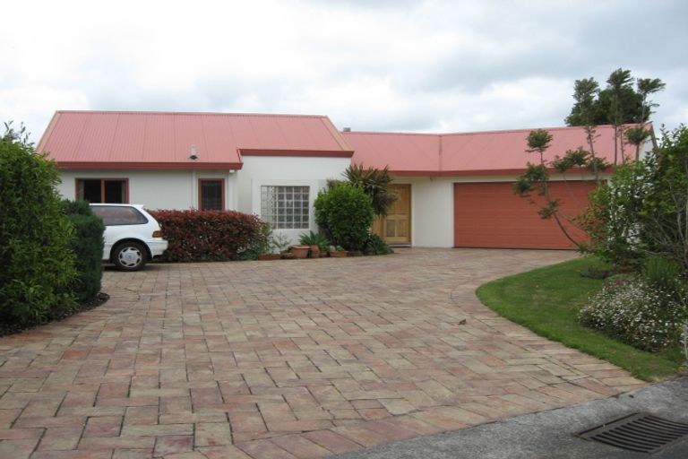 Photo of property in 6 Jackson Place, Pukekohe, 2120