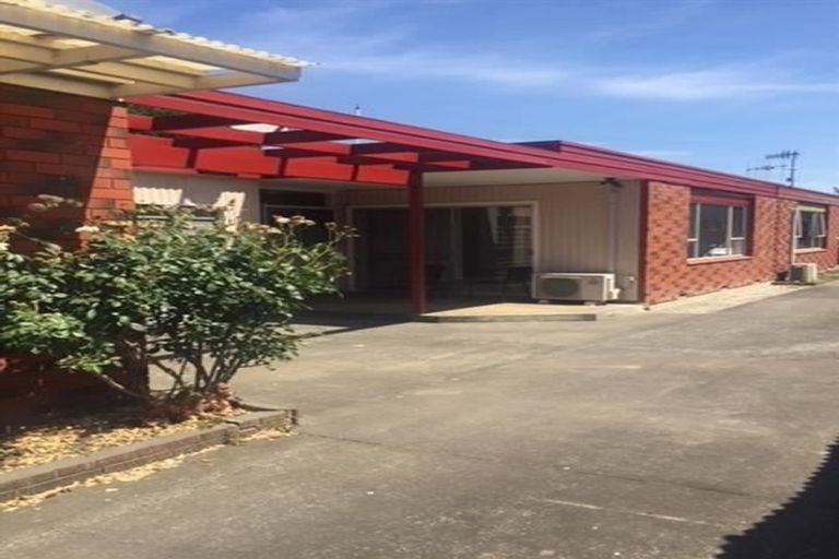 Photo of property in 3/1204 Heretaunga Street East, Parkvale, Hastings, 4122