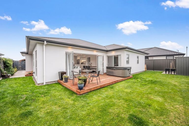 Photo of property in 47 Pelorus Avenue, Poraiti, Napier, 4112
