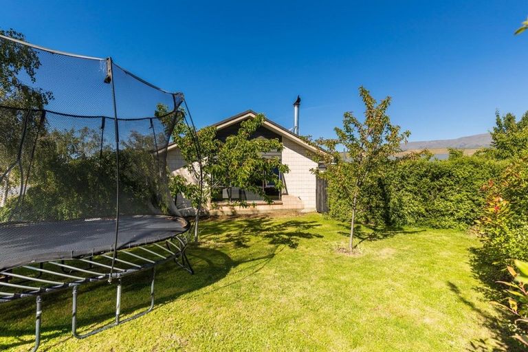 Photo of property in 35 Ferry Lane, Mount Pisa, Cromwell, 9383