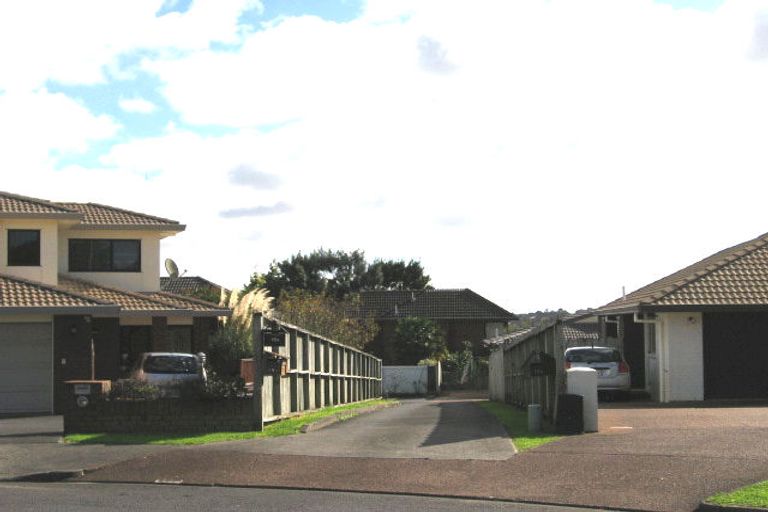 Photo of property in 20 Chiania Place, Somerville, Auckland, 2014