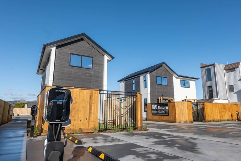 Photo of property in 1/241 Lincoln Road, Addington, Christchurch, 8024