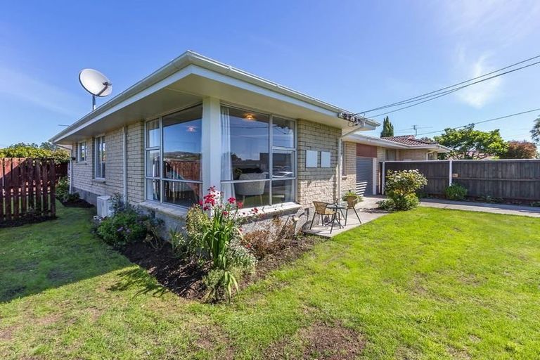 Photo of property in 2 School Road, Halswell, Christchurch, 8025