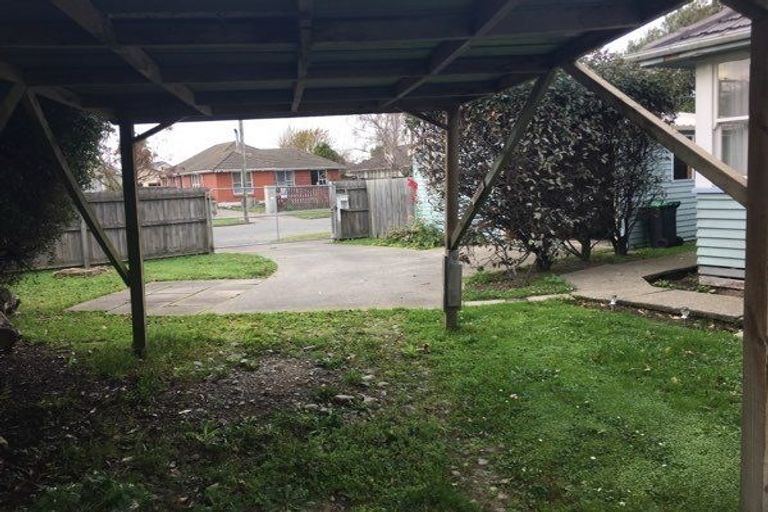 Photo of property in 29 Uxbridge Street, Northcote, Christchurch, 8052