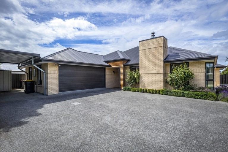 Photo of property in 1 Kennedy Street, Geraldine, 7930