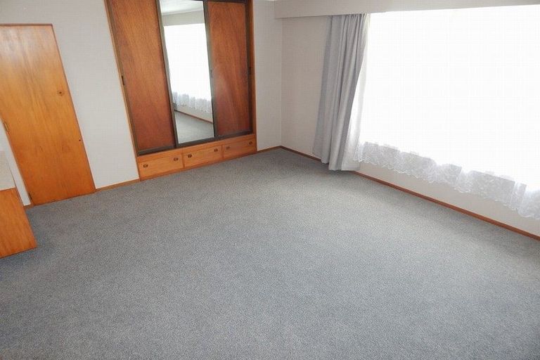 Photo of property in 25 Chartwell Drive, Eltham, 4322