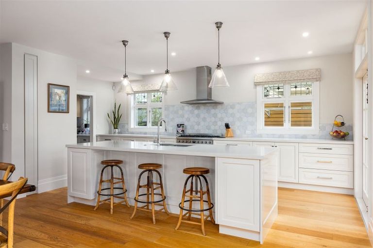 Photo of property in 19 Brenchley Avenue, Strowan, Christchurch, 8052