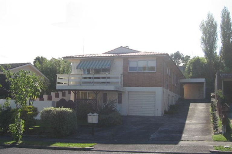 Photo of property in 1/12 Houghton Street, Meadowbank, Auckland, 1072