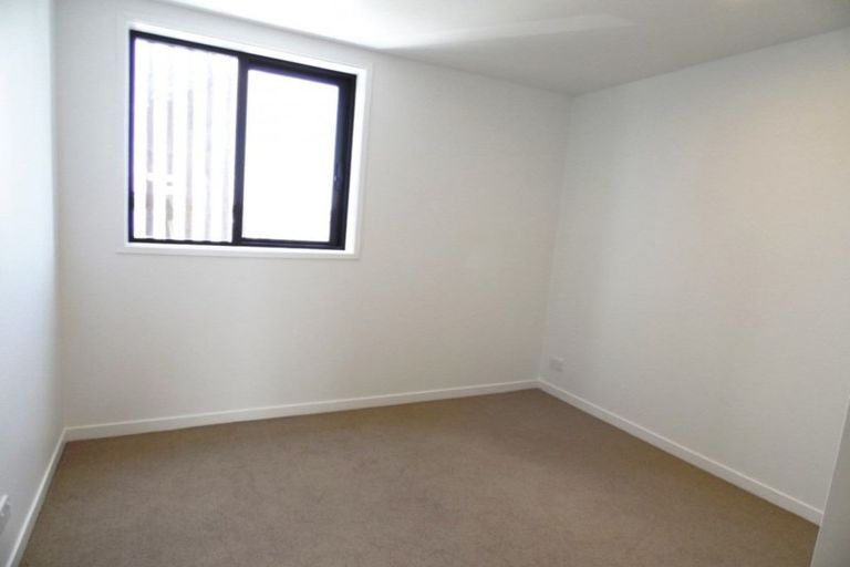 Photo of property in 12/165 Hobsonville Point Road, Hobsonville, Auckland, 0616