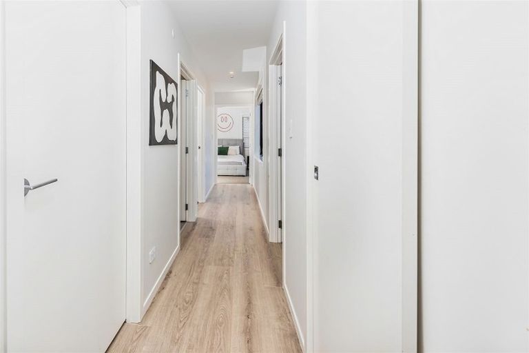 Photo of property in 5 Waipana Street, Hobsonville, Auckland, 0618