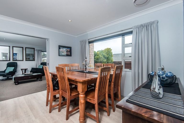 Photo of property in 11 Gennaker Lane, Whitby, Porirua, 5024