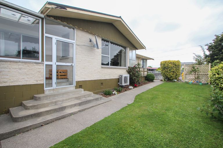 Photo of property in 39 Awamoa Road, Holmes Hill, Oamaru, 9401