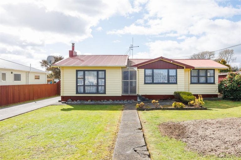 Photo of property in 5 Lambert Street, Marton, 4710