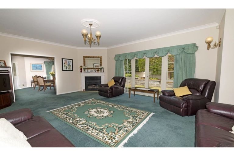 Photo of property in 7 Semillon Avenue, Henderson, Auckland, 0612