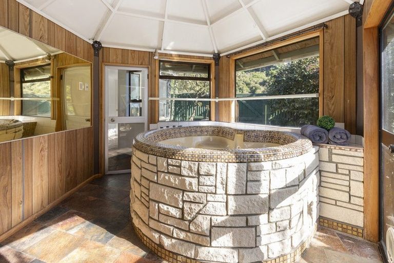 Photo of property in 36 Wakatu Avenue, Moncks Bay, Christchurch, 8081