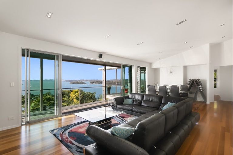 Photo of property in 22 Point Veronica Drive, Opua, 0200
