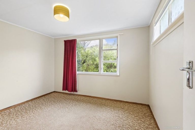 Photo of property in 23 Makara Road, Karori, Wellington, 6012