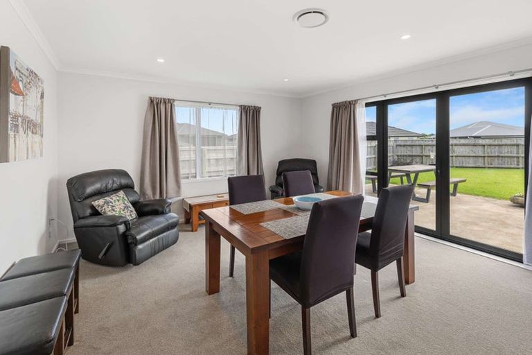 Photo of property in 28 Magnolia Crescent, Tawhero, Whanganui, 4501