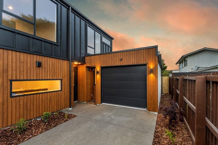 Photo of property in 3/74 Caledonian Road, St Albans, Christchurch, 8014