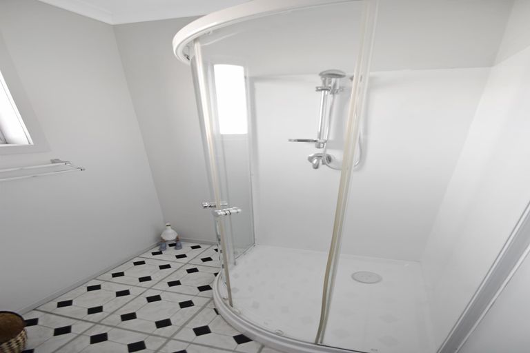 Photo of property in 18 Hunter Crescent, Twizel, 7901