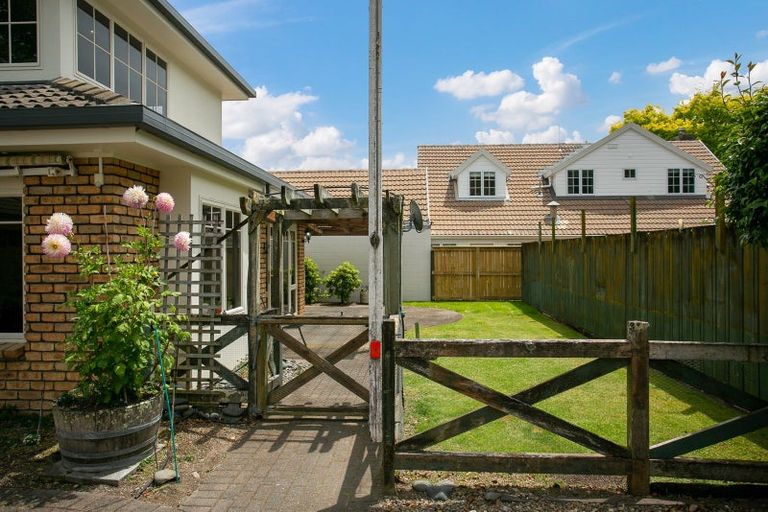 Photo of property in 62b Bowen Street, Cambridge, 3434