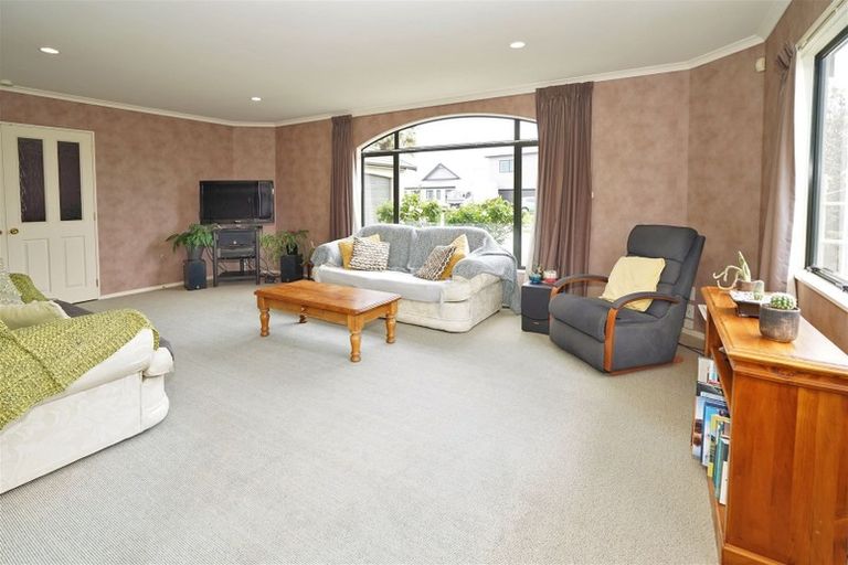 Photo of property in 20 Grace Avenue, Rototuna North, Hamilton, 3210