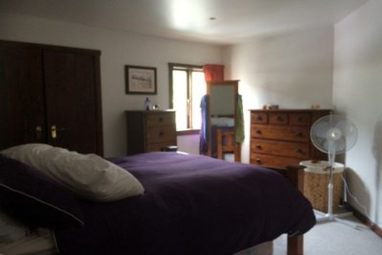 Photo of property in 4/12 Little George Street, Thorndon, Wellington, 6011