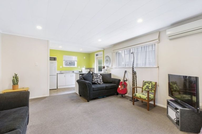 Photo of property in 33 Darraghs Road, Brookfield, Tauranga, 3110